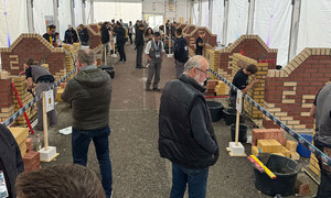 Das Foto zeigt die Halle, in der der Wettbewerb 
